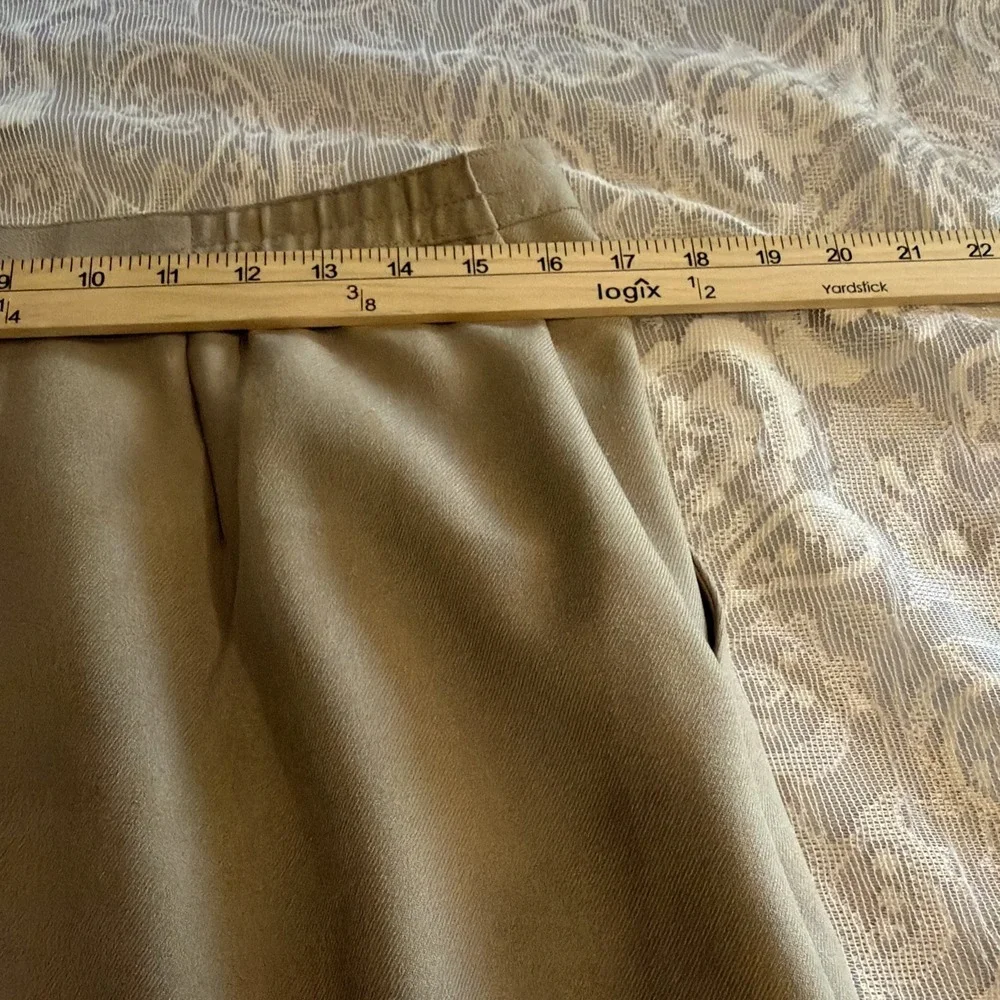 Vintage Haberdashery Women Classic Career Office Skirt Size 12 Secretary Neutral